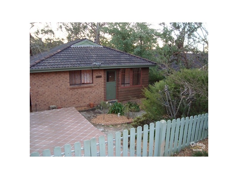 25 Railway Parade, Bullaburra NSW 2784