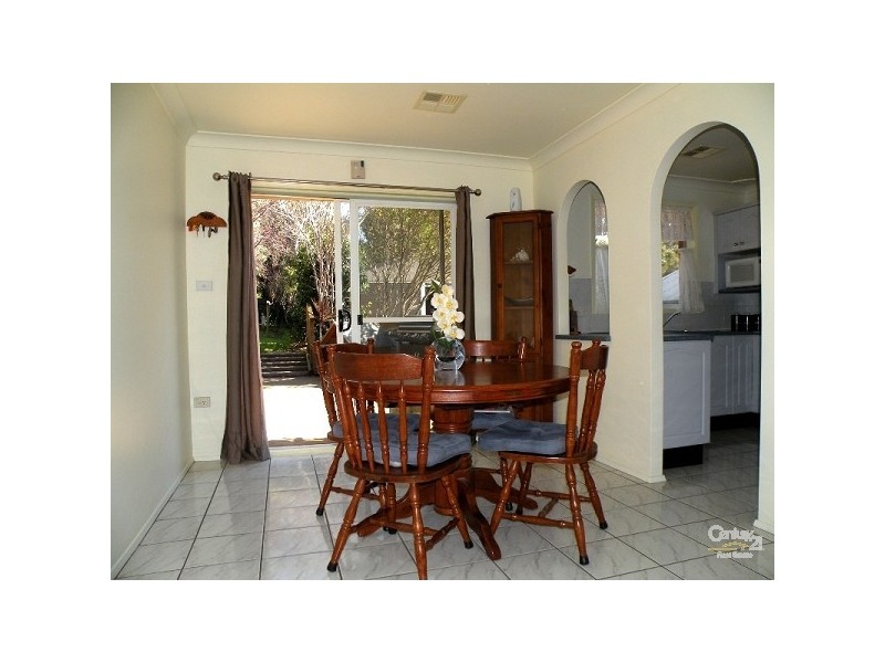 8 Hill Street, Wentworth Falls NSW 2782