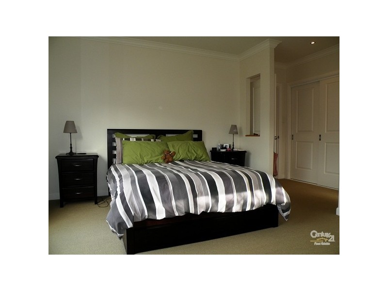 6 Scullin Court, Hazelbrook NSW 2779