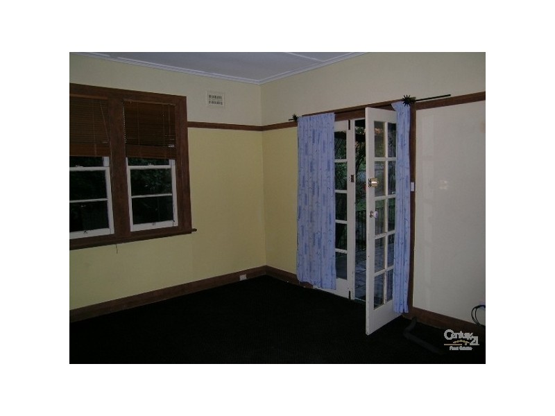 35 Railway Parade, Bullaburra NSW 2784