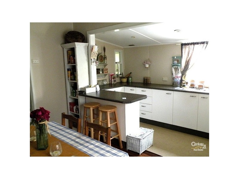 69 Railway Parade, Hazelbrook NSW 2779