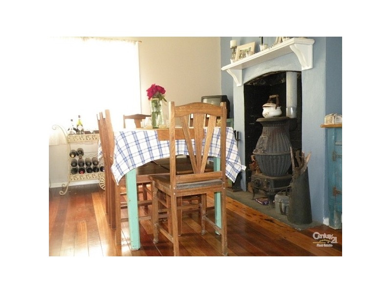 69 Railway Parade, Hazelbrook NSW 2779