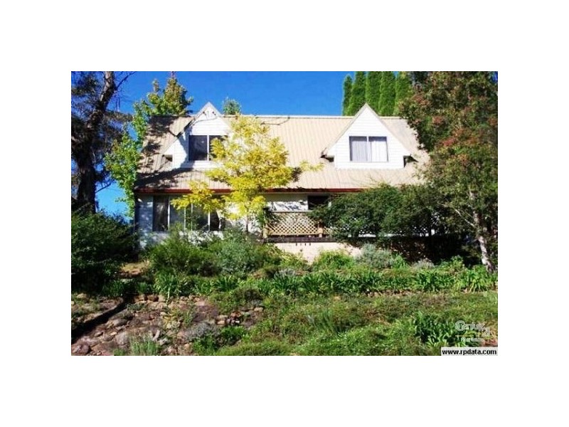 33 Westbourne Avenue, Wentworth Falls NSW 2782