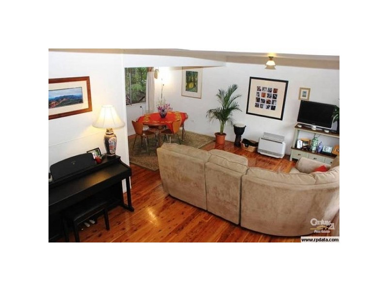 33 Westbourne Avenue, Wentworth Falls NSW 2782