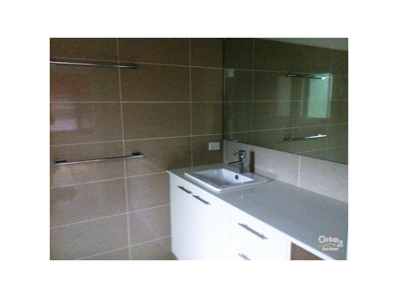 16 Taylor Road, Woodford NSW 2778