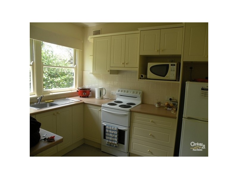 21 Genevieve Road, Bullaburra NSW 2784