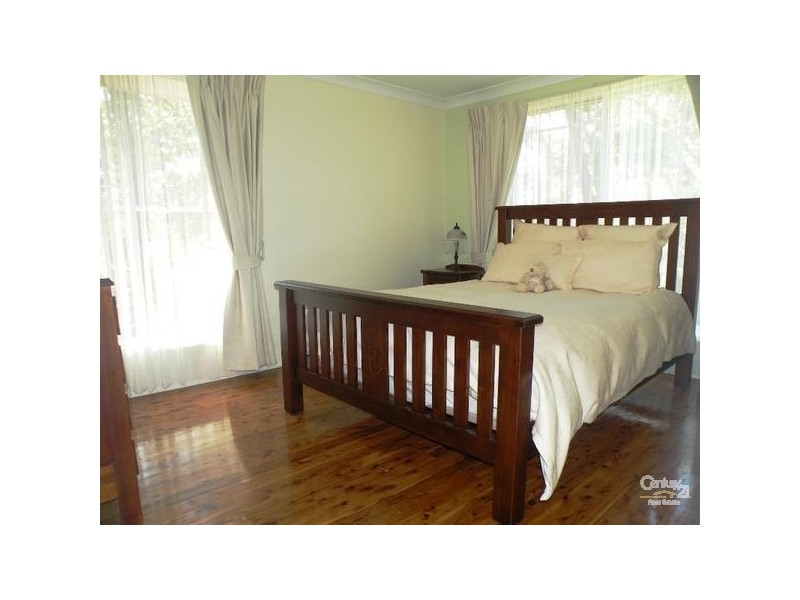 82 Talbot Road, Hazelbrook NSW 2779