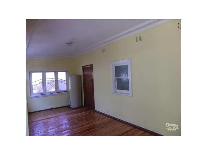 11 Bourke Street, Blaxland NSW 2774