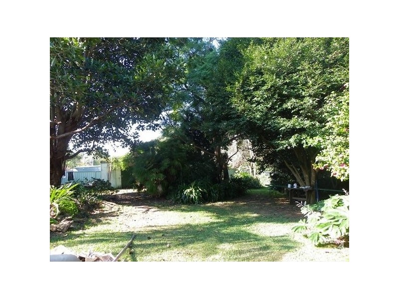 11 Bourke Street, Blaxland NSW 2774