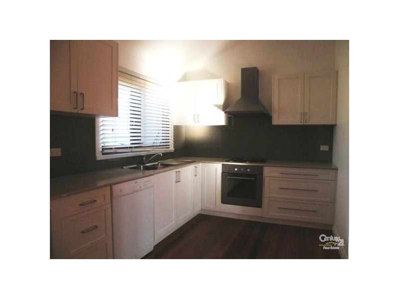 5 St Johns Road, Blaxland NSW 2774