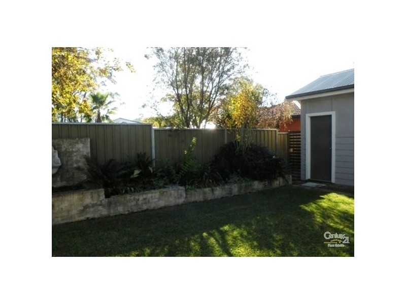 5 St Johns Road, Blaxland NSW 2774