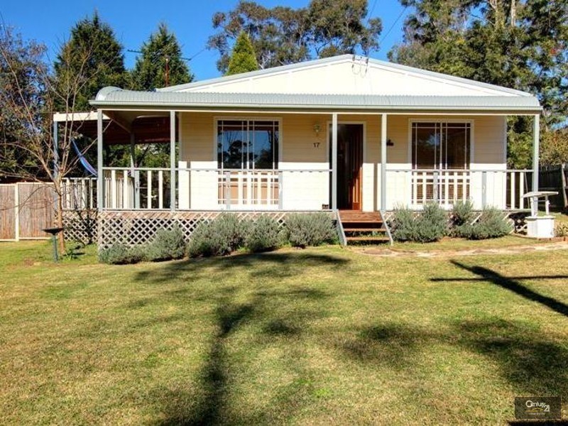 17 Liggins Road, Hazelbrook NSW 2779