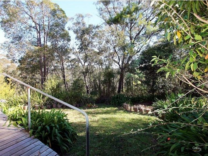 33 Genevieve Road, Bullaburra NSW 2784