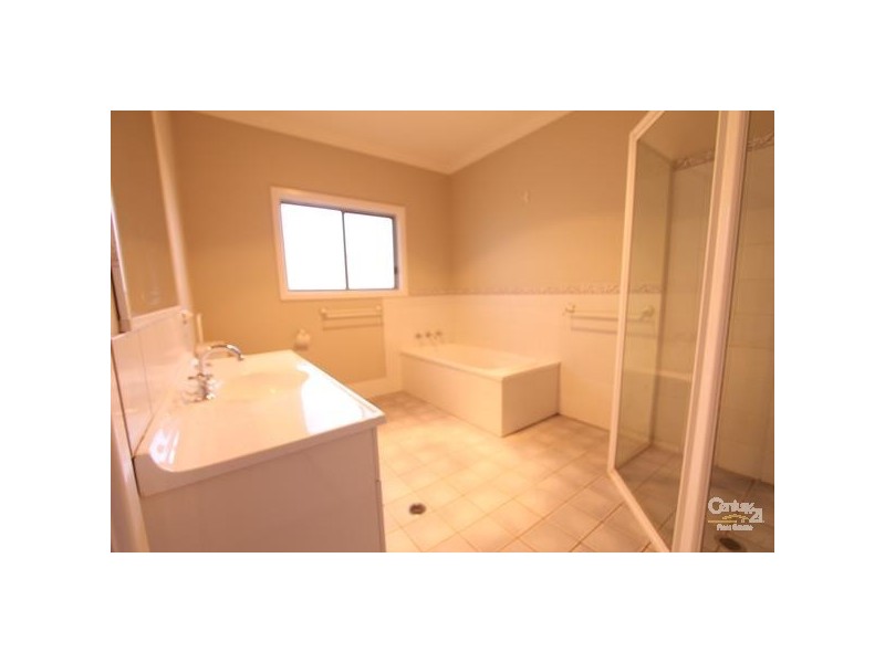 15 Livingstone Street, Lawson NSW 2783