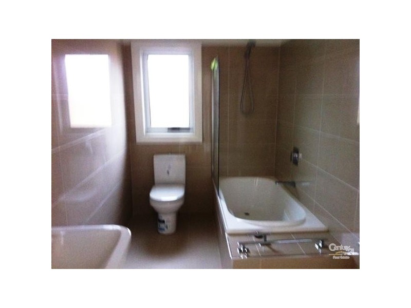 16 TAYLOR ROAD, Woodford NSW 2778