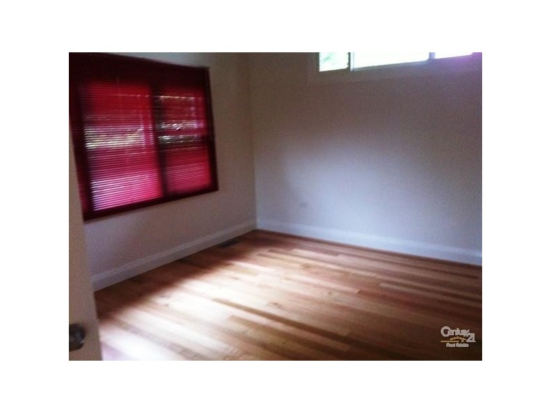 16 TAYLOR ROAD, Woodford NSW 2778