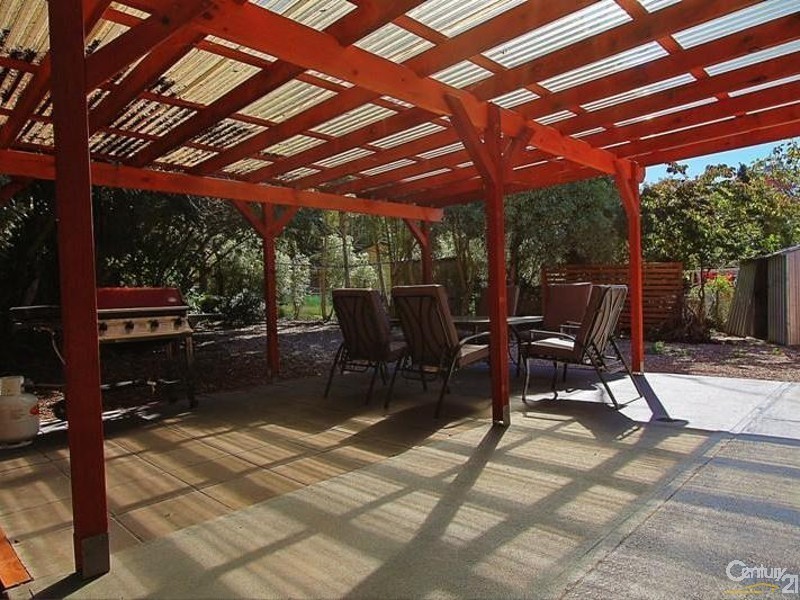 3 Kitchener Avenue, Wentworth Falls NSW 2782