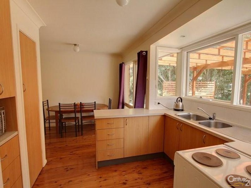 3 Kitchener Avenue, Wentworth Falls NSW 2782