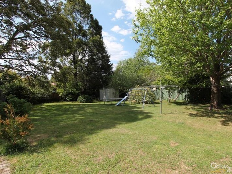 73 Railway Parade, Bullaburra NSW 2784