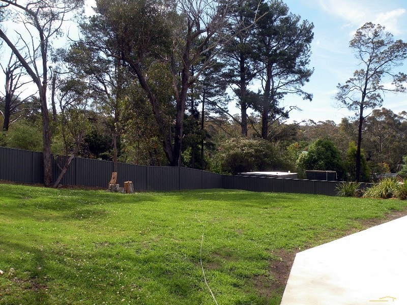 8 Caratel Avenue, Hazelbrook NSW 2779