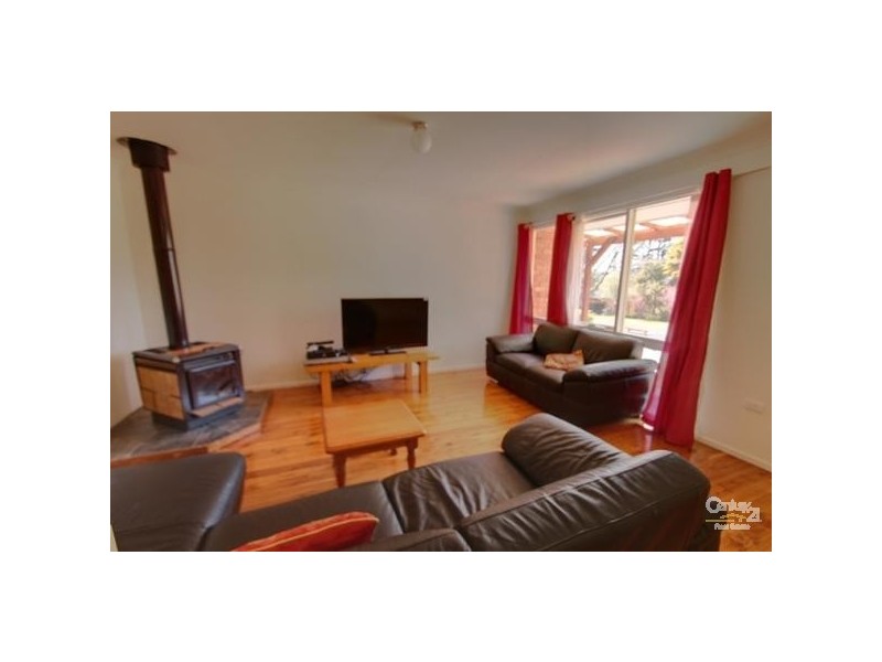 3 Kitchener Avenue, Wentworth Falls NSW 2782