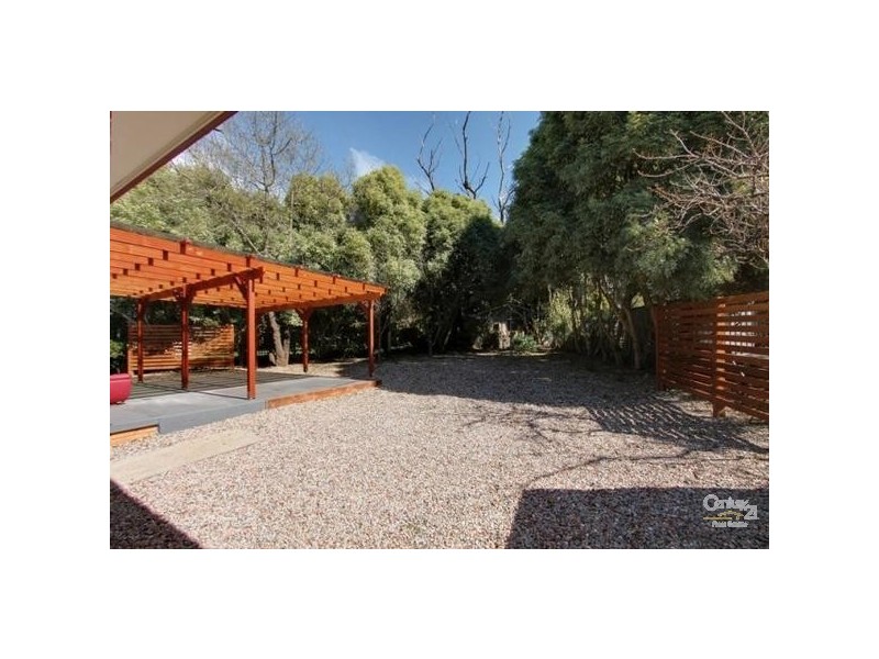 3 Kitchener Avenue, Wentworth Falls NSW 2782
