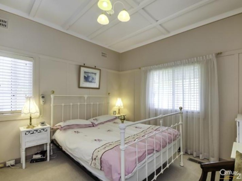 11 Mort Street, Katoomba NSW 2780