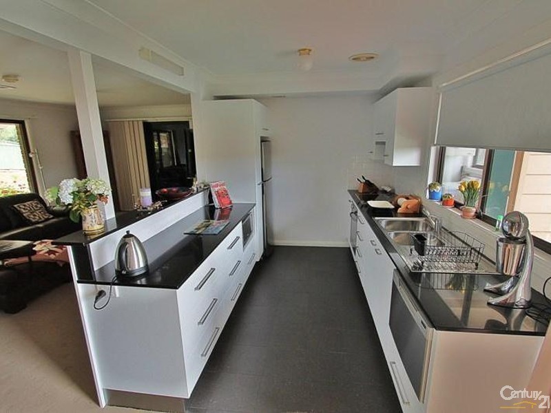 2/5 Browns Road, Blaxland NSW 2774