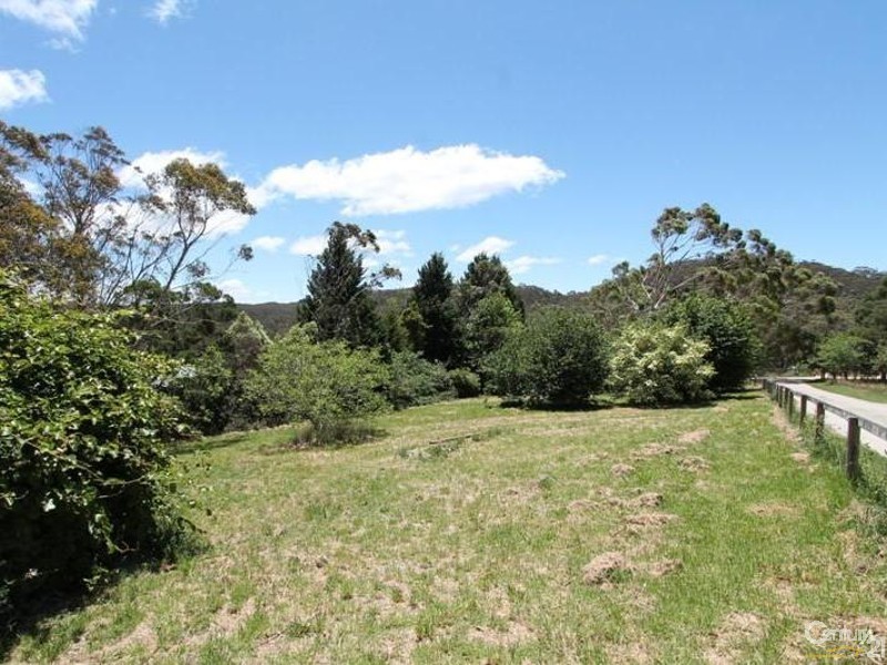 67 Farnells Road, Katoomba NSW 2780