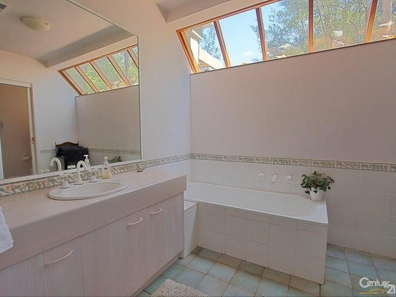 64 Coolabah Road, Valley Heights NSW 2777