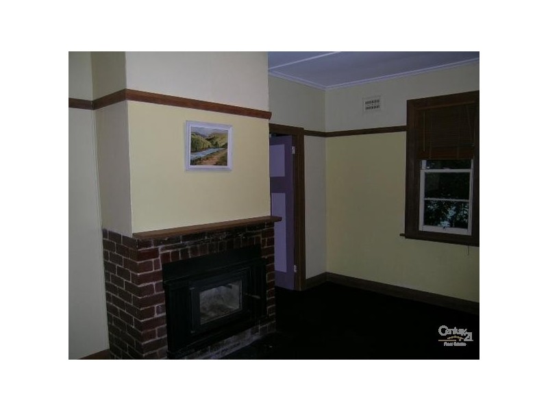 35 Railway Parade, Bullaburra NSW 2784