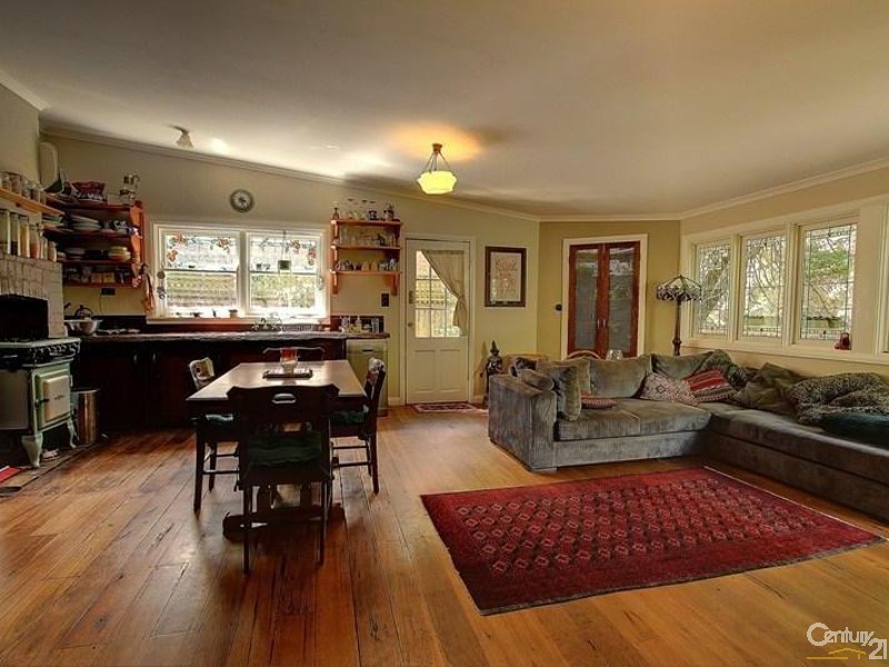 16 Cunningham Street, Hazelbrook NSW 2779