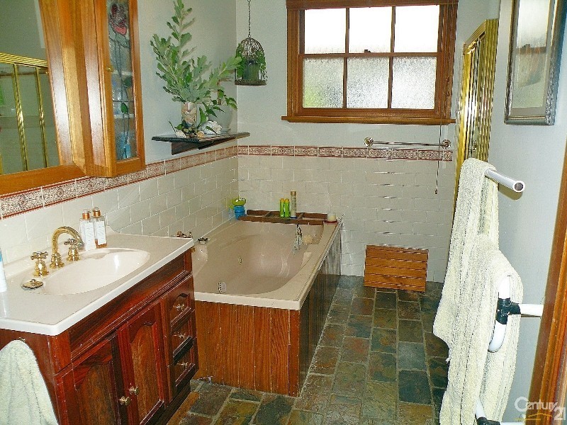 118 Winbourne Road, Hazelbrook NSW 2779