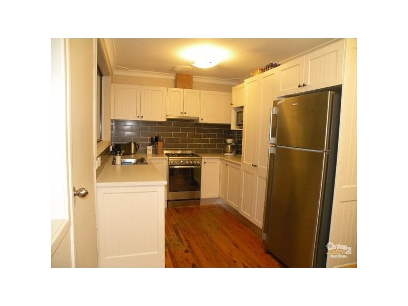 23 Hall Parade, Hazelbrook NSW 2779