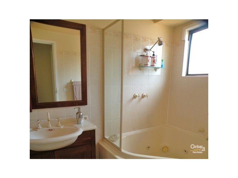 172 Hall Parade, Hazelbrook NSW 2779