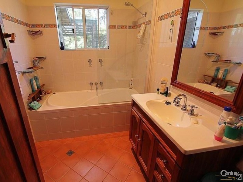 9 Burford Street, Hazelbrook NSW 2779