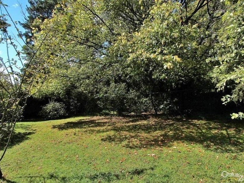 9 Burford Street, Hazelbrook NSW 2779