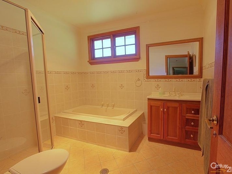 74 Hall Parade, Hazelbrook NSW 2779