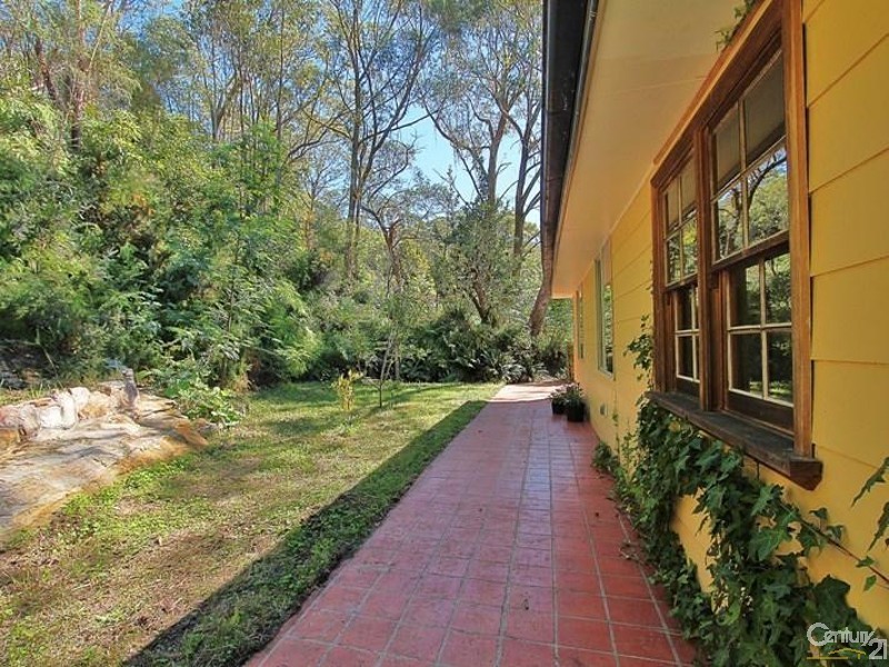 74 Hall Parade, Hazelbrook NSW 2779