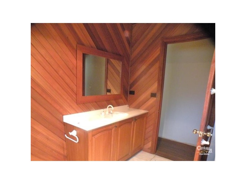 145 Valley Road, Hazelbrook NSW 2779