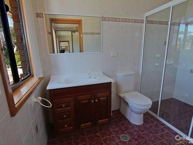 31-33 Taylor Road, Woodford NSW 2778