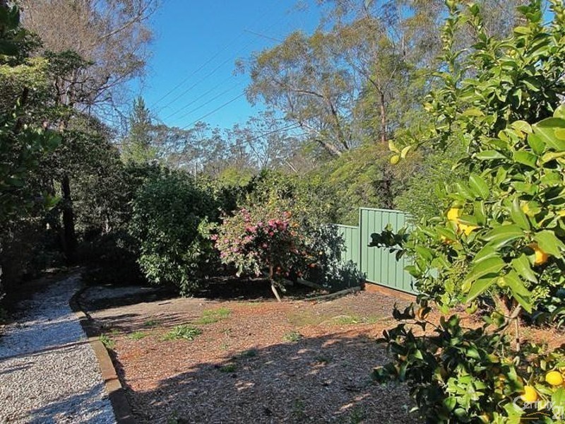 31-33 Taylor Road, Woodford NSW 2778