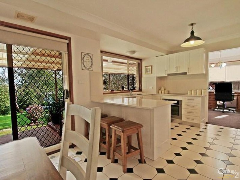 25 Bedford Road, Woodford NSW 2778