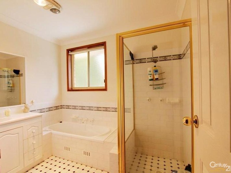 25 Bedford Road, Woodford NSW 2778