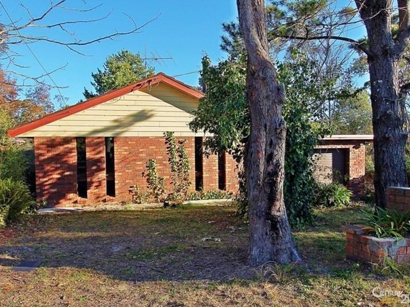 8 Grant Street, Woodford NSW 2778