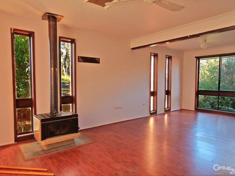 8 Grant Street, Woodford NSW 2778