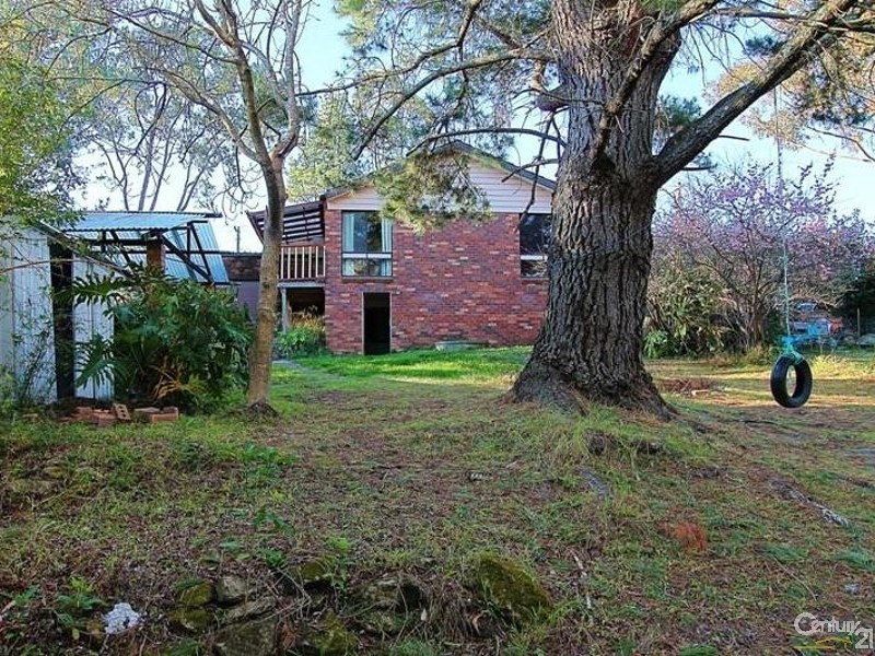 8 Grant Street, Woodford NSW 2778