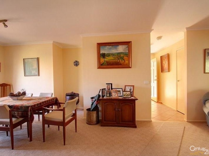 73 Hall Parade, Hazelbrook NSW 2779