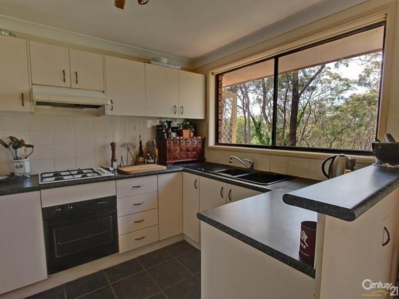 8 Eastern Avenue, Hazelbrook NSW 2779