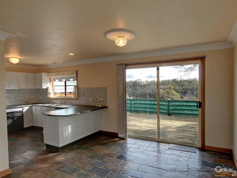 58 Badgerys Crescent, Lawson NSW 2783